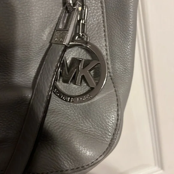 Michael Kors crossbody purse bag. Gray / grey - Picture 3 of 5